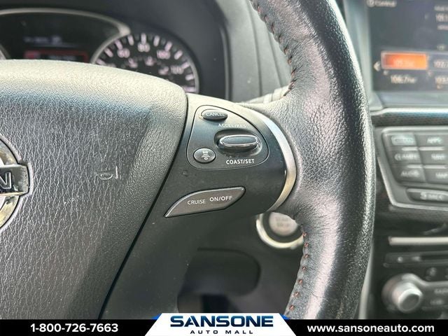 2019 Nissan Pathfinder SL