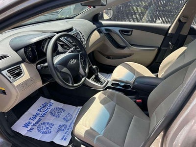 2016 Hyundai Elantra SE