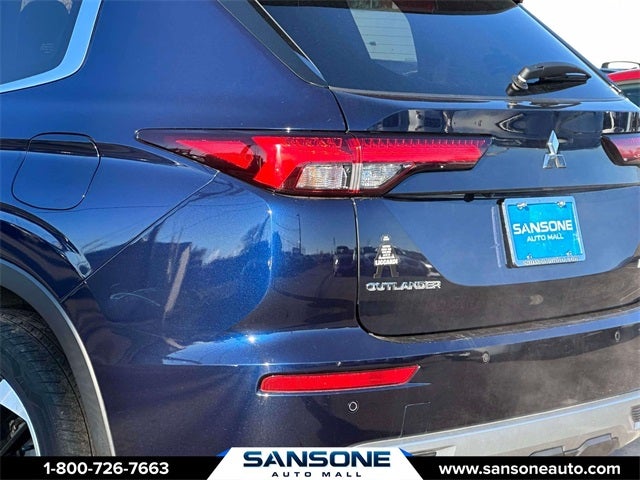 2023 Mitsubishi Outlander PHEV SE