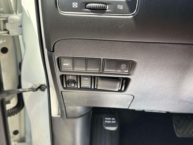 2019 Nissan Armada SV