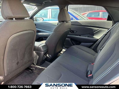 2025 Hyundai Elantra SEL Sport
