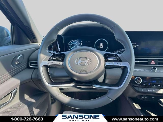 2025 Hyundai Elantra SEL - Photo 12
