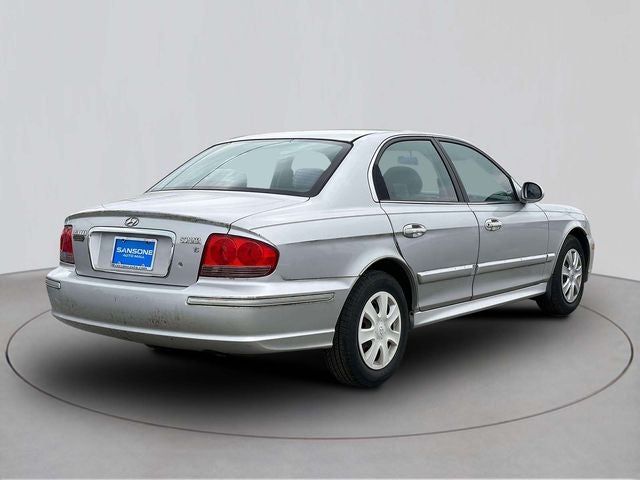 2004 Hyundai Sonata Base