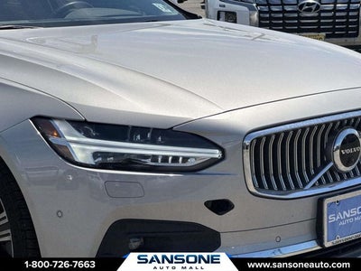 2023 Volvo S90 B6 Plus
