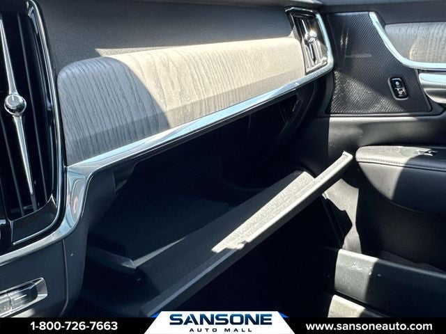 2023 Volvo S90 B6 Plus