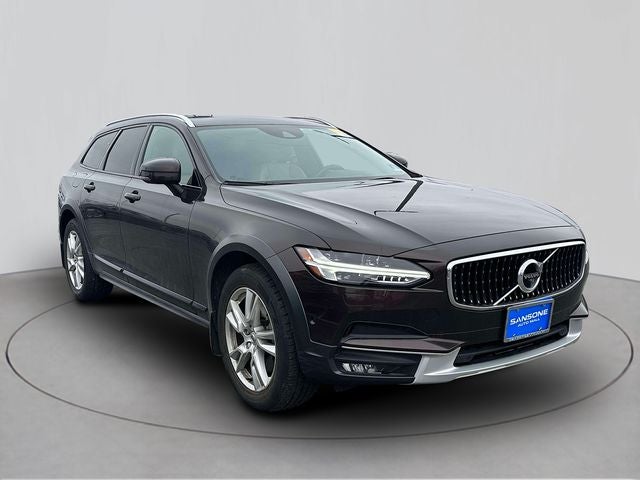 2018 Volvo V90 Cross Country T5
