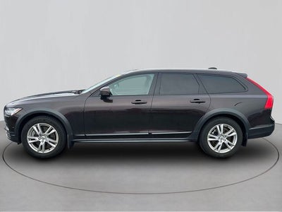 2018 Volvo V90 Cross Country T5