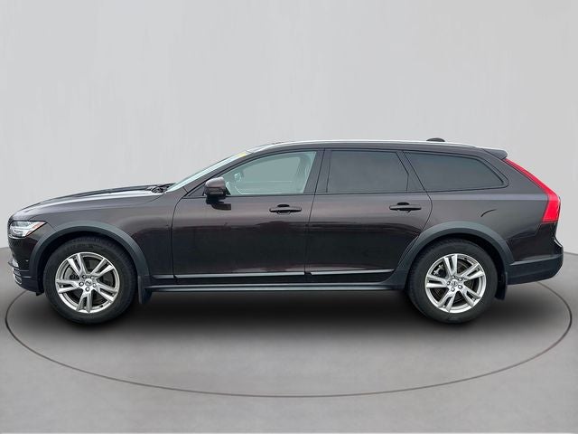 2018 Volvo V90 Cross Country T5