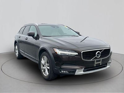 2018 Volvo V90 Cross Country T5