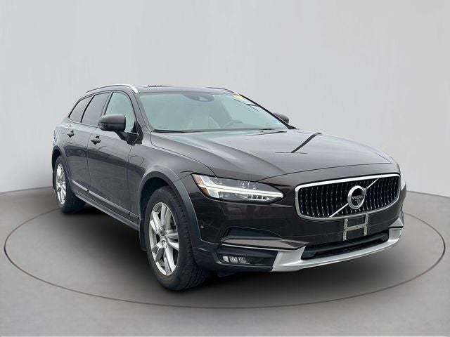 2018 Volvo V90 Cross Country T5